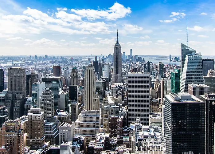 New York Hotels With Pool